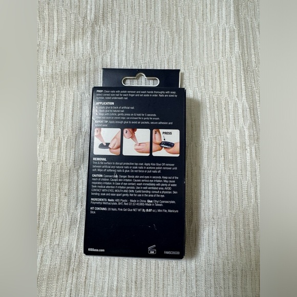 Kiss Gel Press On Nails - Picture 3 of 3